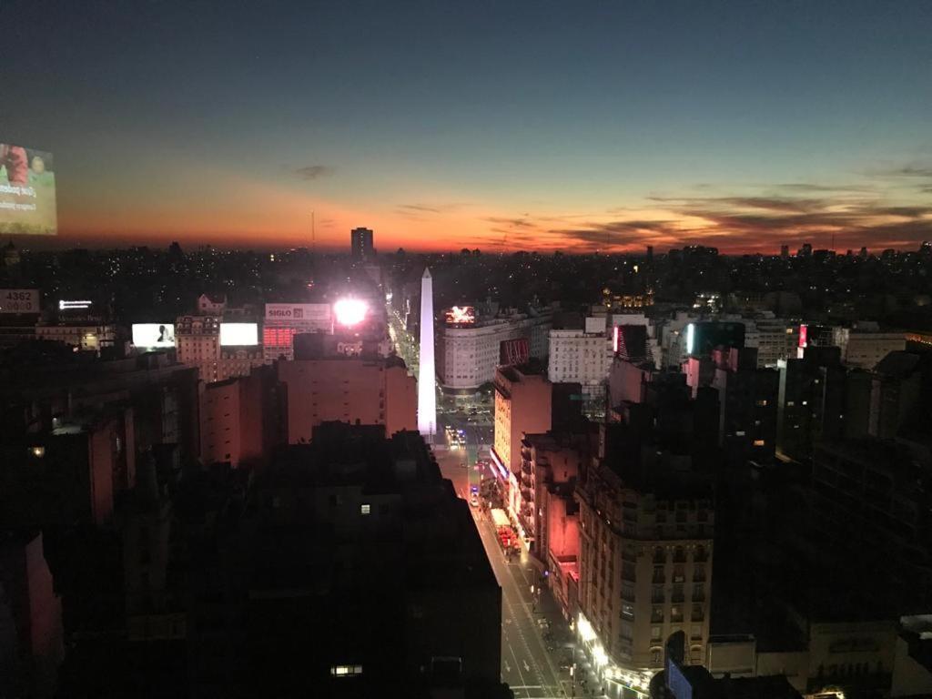 Que Mejor Vista Del Obelisco Piso A La Calle Corrientes บัวโนสไอเรส ภายนอก รูปภาพ